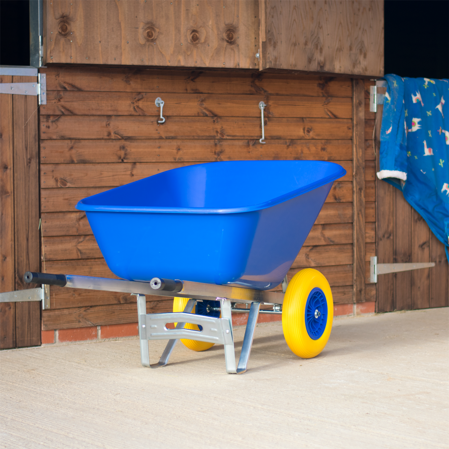 200L XL Heavy Duty Twin Wheelbarrow